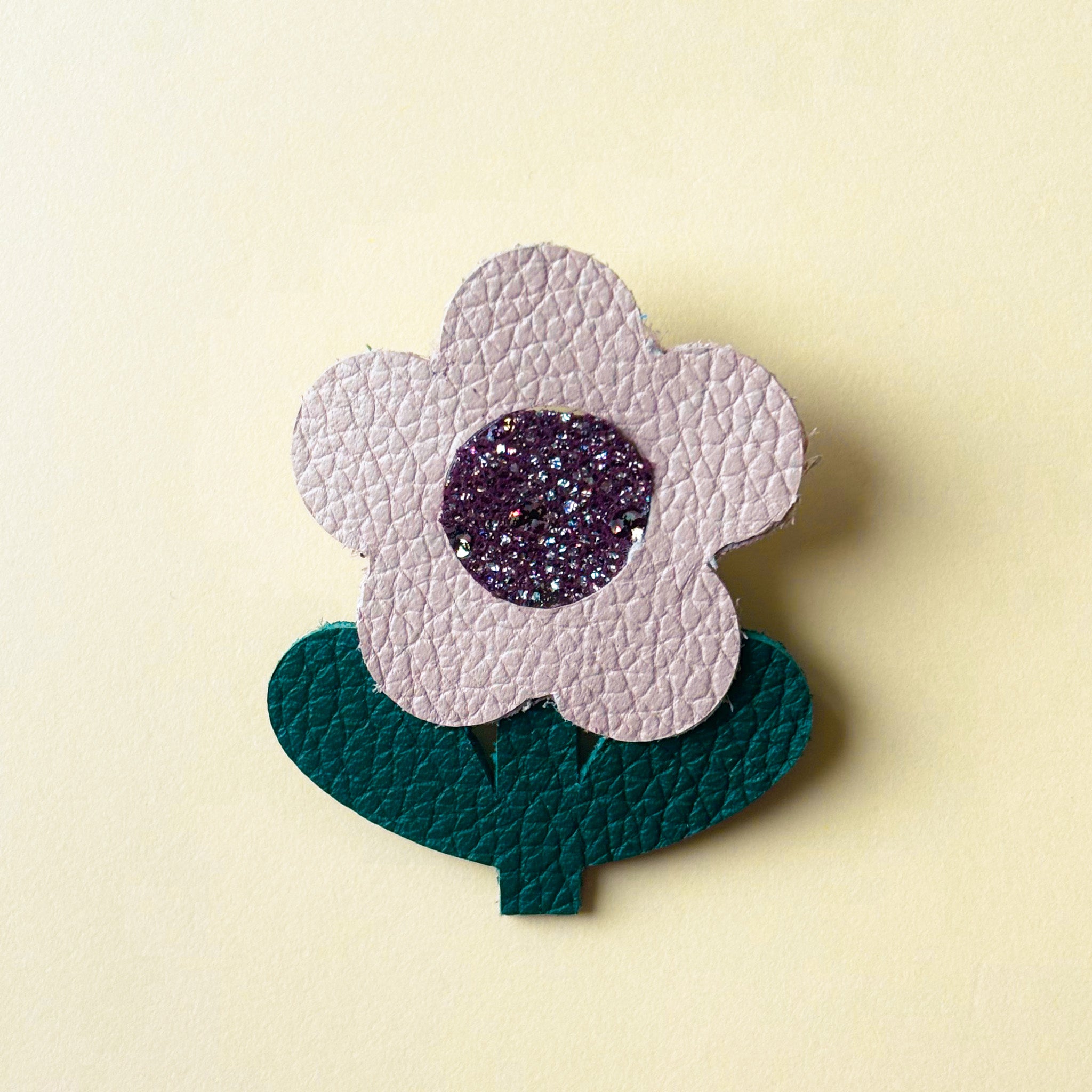 Broche Fleurette